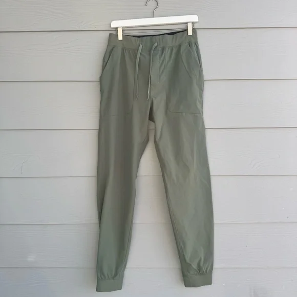 Lululemon•ABC Jogger
Regular green - Picture 4 of 8